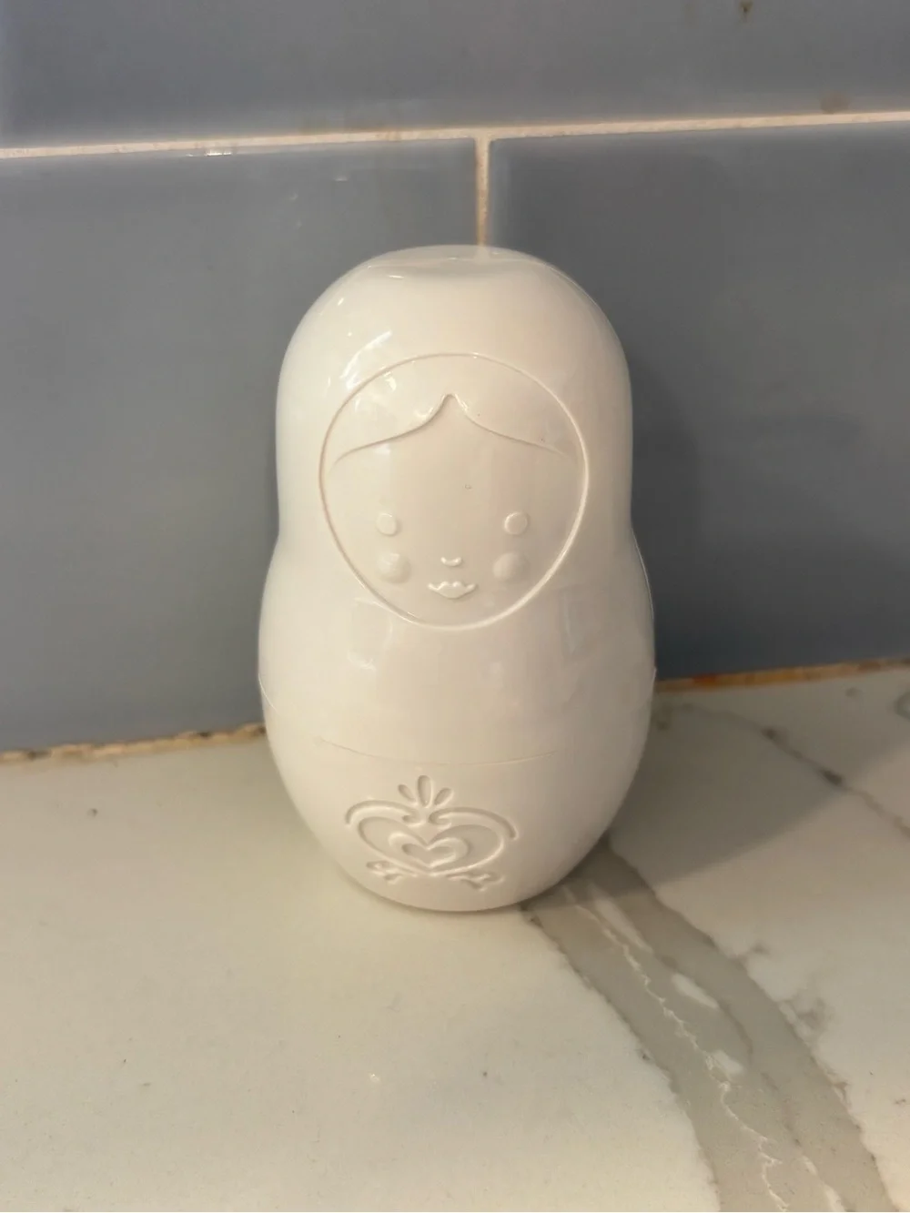Fred White Nesting Doll Measuring Cups